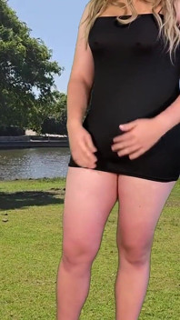 Blondynka masturbacja shemale