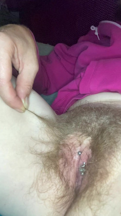 MistressWriggler: Potřeboval jsem chcaní, ale vyhoněl jsem na posteli místo jít...