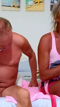 Stripchat, gigi ve dave, transeksüel ve adam çiftinde son canlı seks gösterisi, bakış açısı, sahne arkası, web kamerası seksi, 2025-04-15 ep6