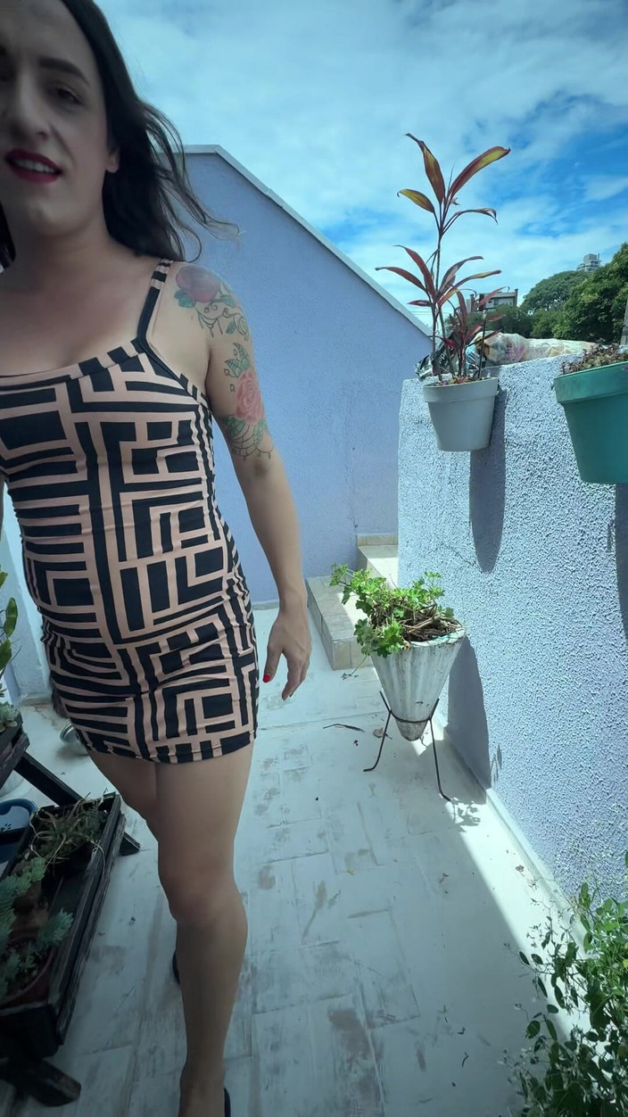 Rebeca Juicy: Gadis Trans dan Lelaki Bercampur di Kilang