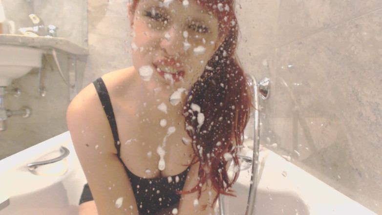 Candystart Videos: Spugend en lachend om je pov