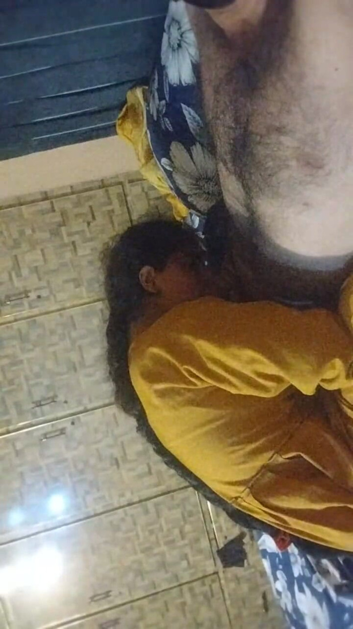 James fucker: Ea intră în direct și mă roagă să mă fută în direct, eu...
