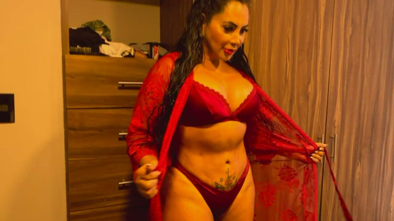 Calientehubxxx: Obsługa pokoju Gali Diva i Neptun