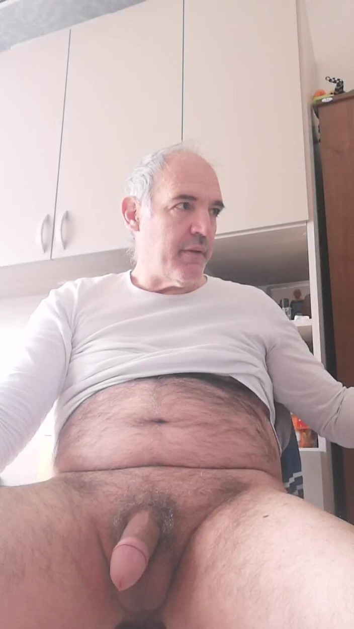 Setesesso7: Luca, Do You Have a Nice Big Cock?