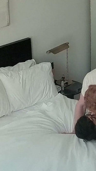 [mick & Gunther - E01. การกลับมารวมตัวกัน] คู่รักตัวจริงกลับมารวมตัวกันหลังจากห่างกันหนึ่งเดือน (ก้นเอเชีย, เสื้อขาว)