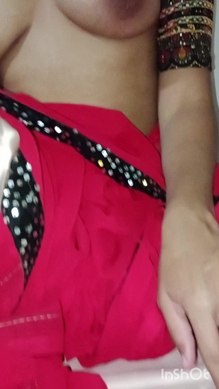 Sona_Desi_Hot_Girl: Sexy indická bhabhi ukazuje svou kundičku a prsa Sona_desi_hot_girl indická...