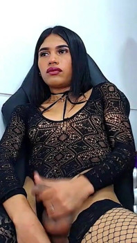 Să mă pierd în plăcere cu două fete trans și o lume de senzații