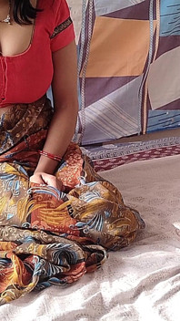 Lady Seduce Tenant Boy for Sex, Desi Bhabhi XXX