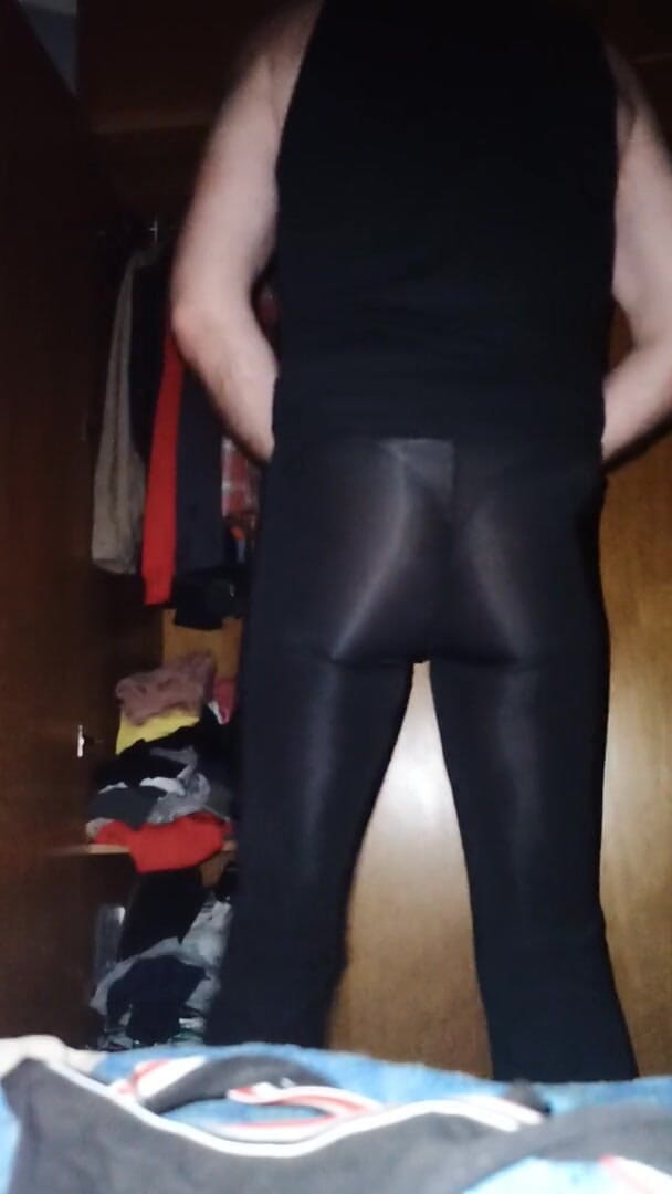 Por Itxiar: Sexy show off butt
