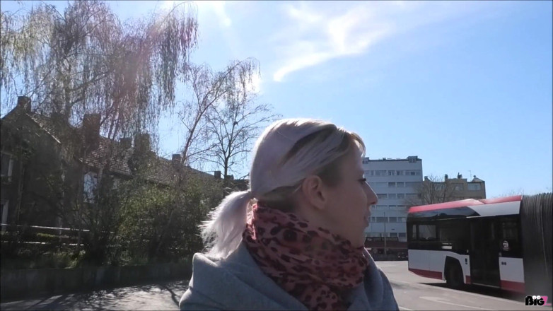 Eva Engel: My 1st Ns-clip! in the Middle of the Bus Station!!