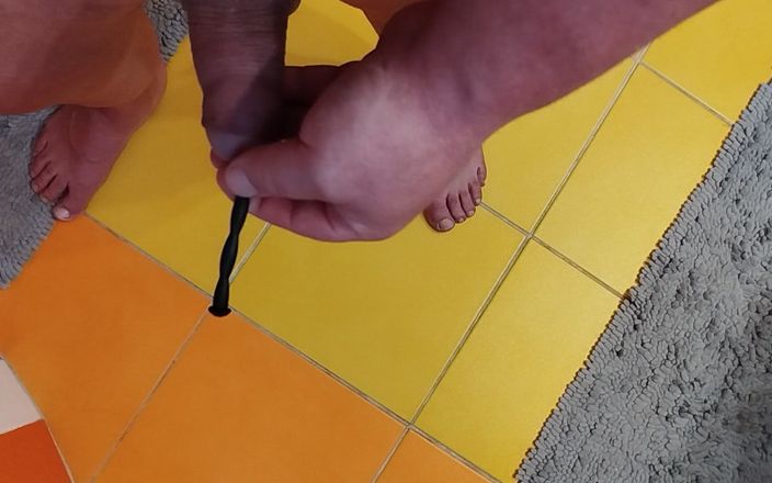 Marian: Solo Hand Job