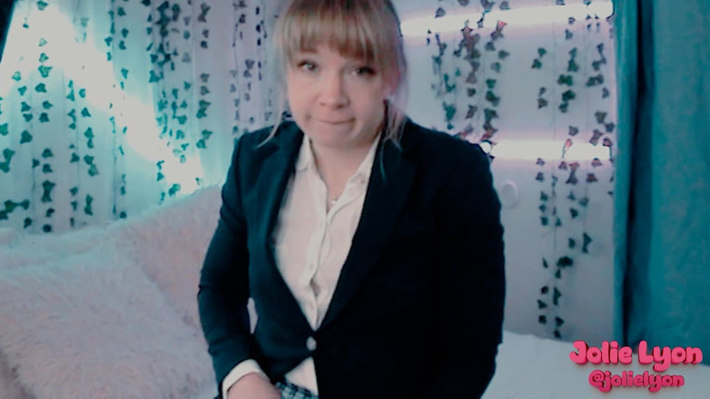 Jolie Lyon: Io, patrigno, sex tape principale