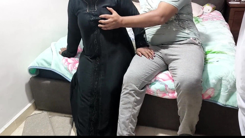 Arabic Bbw: I Fucked My Stepmom with My Friend