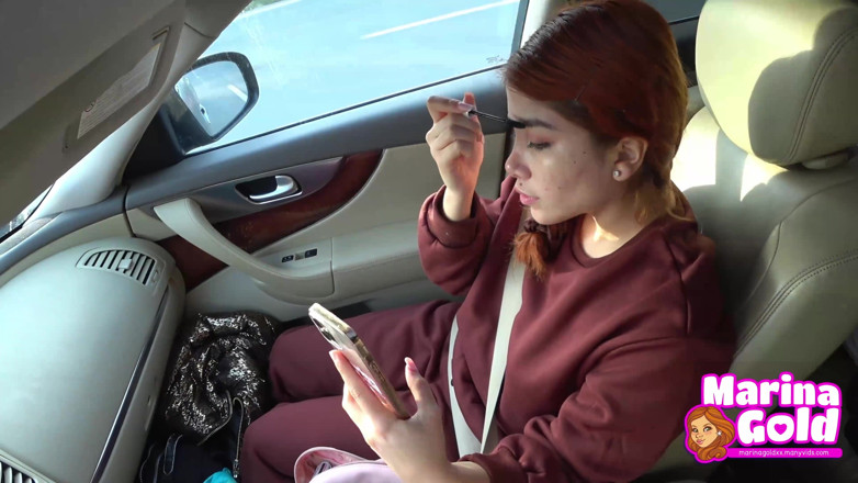 Marina Gold: I squirt on the windshield to clean it