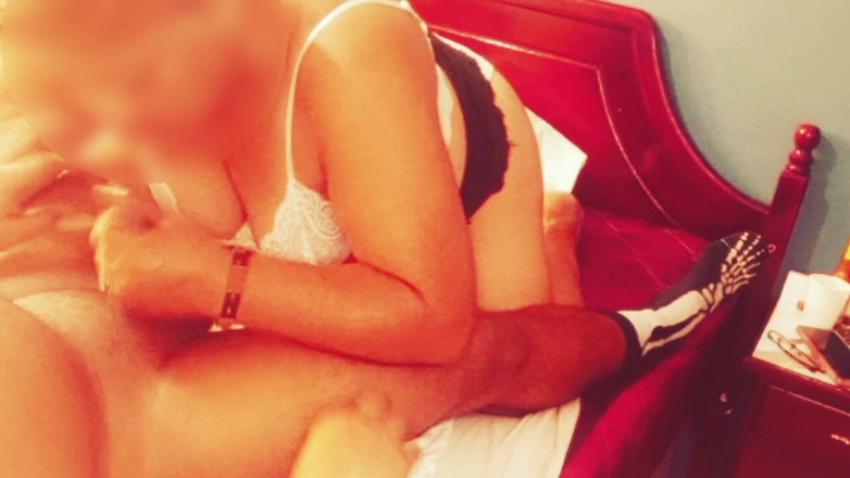 Milfta boohot: Che delizia succhiami il cazzo nonna