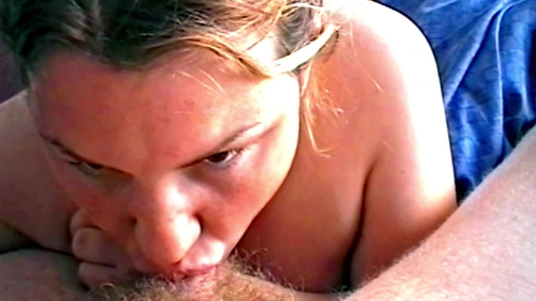 Lucysbigtits: Una botta e via di una notte si fa succhiare...
