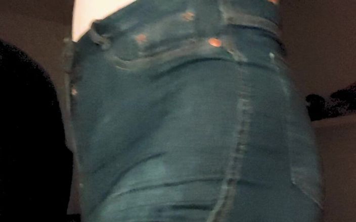Jade Sissy: Tengo nueva jaula de castidad!