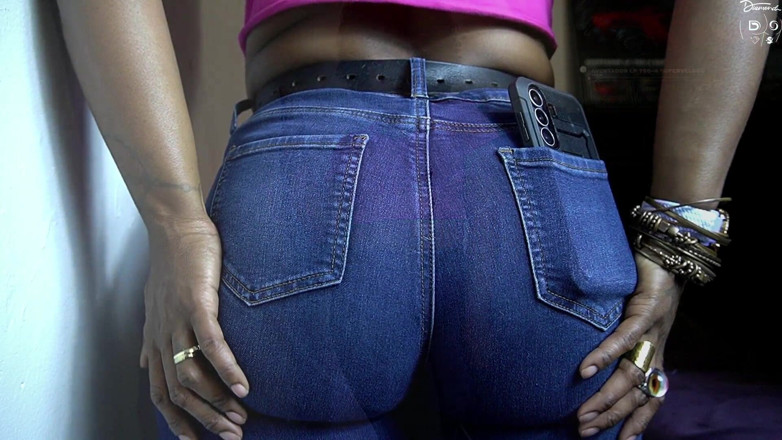Diamond Ortega: Jeans De Culo Stank De La Diosa Diamond