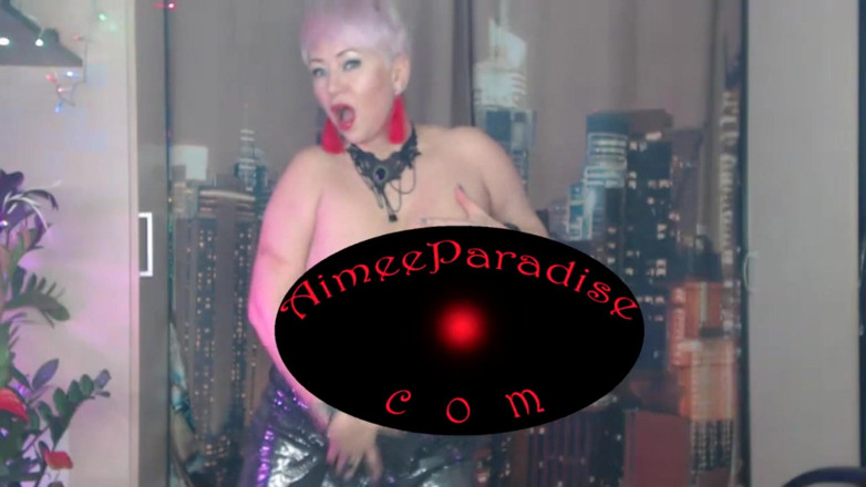 AimeeParadise: Salope mature rousse et grosse bite dans la bouche . !.