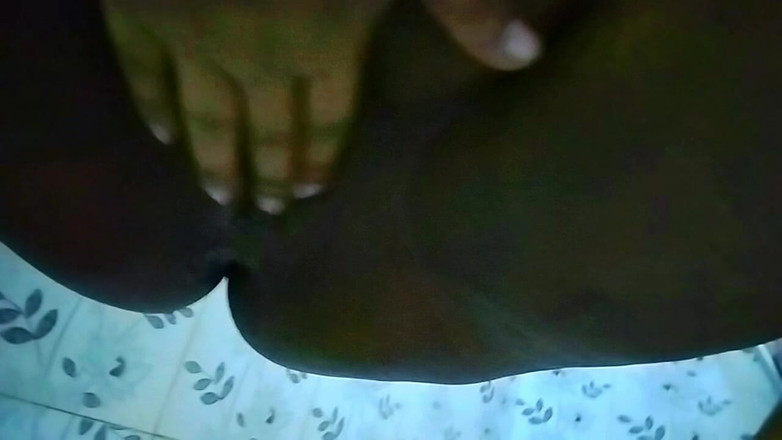 Aria Mia: जब मुझे यौन इच्छा महसूस होती है, तो मैं फोन पर अपनी पत्नी से बात करते हुए हस्तमैथुन करता हूं