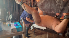Aaexperiencesltd: Partea 2 din Aventurile anale Piggies ale Satanei