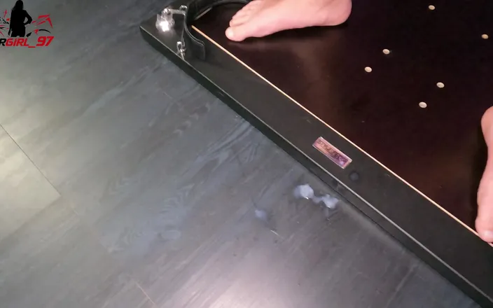 Bikergirl_97: Magic Wand Penis Folter Mit Versautem Orgasmus!