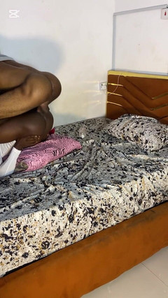 Sassypussyy: 老朋友来拜访，最后发生了吃我的事情