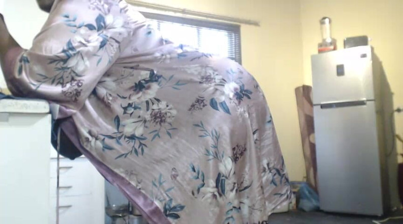 Legendary Booty Overdose: Cewek super semok ini lagi asik masturbasi memeknya sampai meringis...