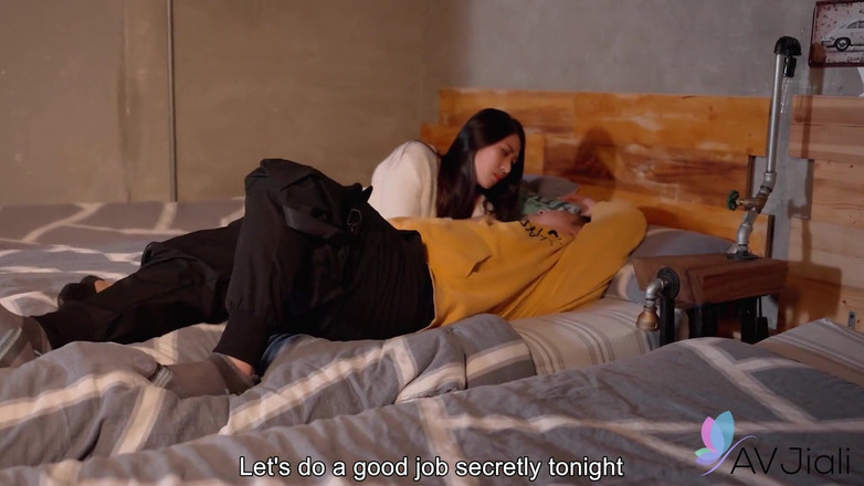 AV Jiali: Kötü kötü ve sevgilisi arkadaşı ve erkek arkadaşıyla bir hafta...