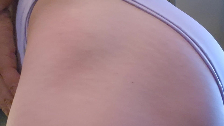 SavageHeater59: Красивая мягкая попа в новом купальнике