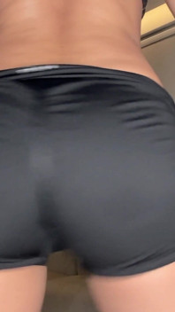 I Went to the Gym and Ended up Fucking My Ass in Front of Everyone