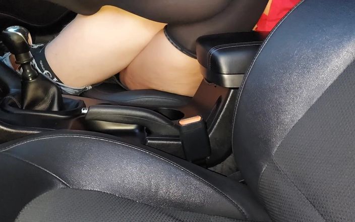 Step Mommy: O clientă matură în lenjerie sexy este futută de șoferul de taxi în...