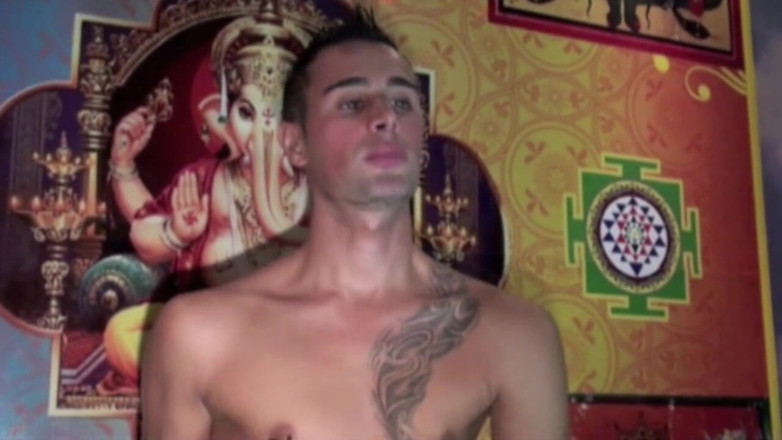 FRENCH PORNSTARS FUCKERS: Eddy fucked by the big cock of Stef