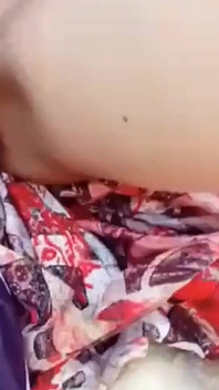 Indická služka v obchodě podvádí sex s majitelem na venkovní farmě