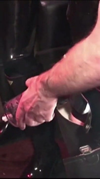 Dick pumping s německými gumovými muži