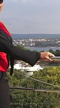 Kora Kryk s velkými kozami venku nahá v Croati