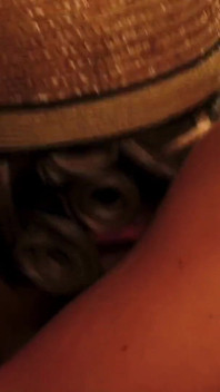 Kiara Diane, Kylie Reese e Lily Labeau fodidas em uma orgia hardcore dos anos 20