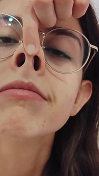 Nos fetiš Nostrils lisování na můj nos ústa otevřené brýle