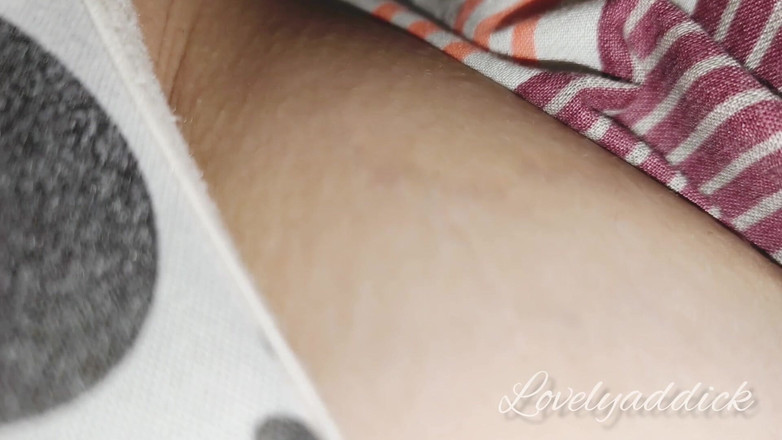 Lovelyaddik: Sneaky Peaky.. Pagi