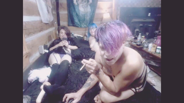 House of whorrors vault of darkness: 8.11.21 Cy's House of whorrors Sex Cam 3some Translez + cis