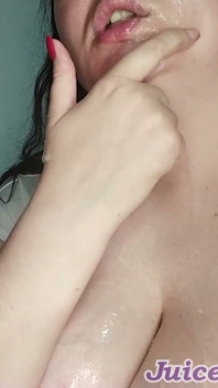A Nurse Helps to Take a Sperm Test. He Cums in Her Mouth and She Collects Cum in a Jar