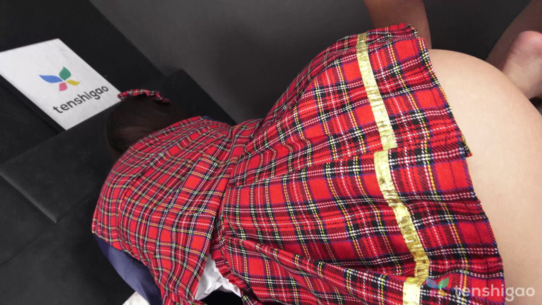 Tenshigao: Yotuba Kawai Puts on Her Idol Outfit and Gets Her...