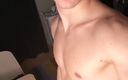 Alex Davey: Hotphotos et vidéos pour vous, les gars qui veulent m’embrasser...