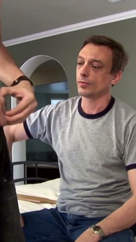 Sterne geeft Nathan Frost billenkoek