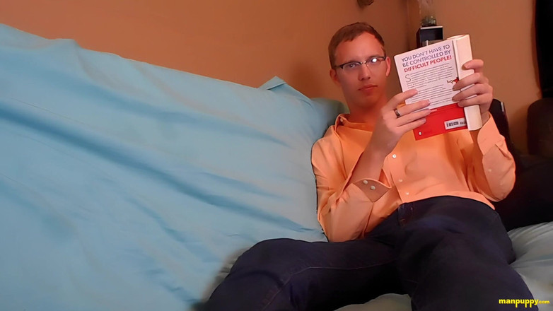 Man Puppy: Obří šprt se tě snaží ignorovat