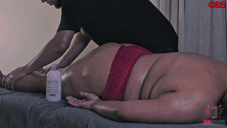 Cadu Sem Folego: The Secret to the Massage Your Husband Could Never Give