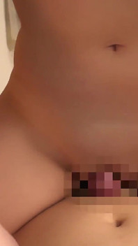 Seorang wanita menikah yang menyukai seks dengan payudara besar dan pinggul cantik dengan penghilangan bulu cup digoda di jalan dan dilatih untuk memproses ejakulasi internal! Haruna dengan perawatan penghilangan bulu F-cup!! _Award