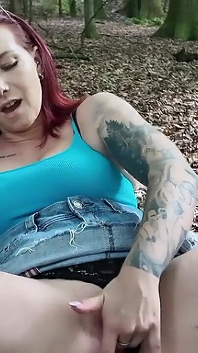 Fancy a Fuck in the Woods? (Nina Devil 666)