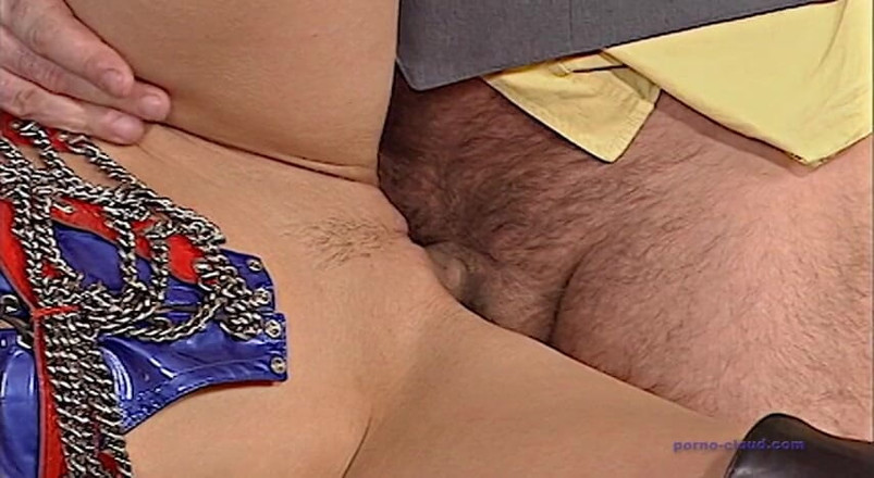 Porno Cloud: Pencinta fisting dubur