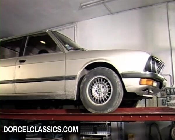 Dorcel classics: Uwodzi mechanika samochodowego